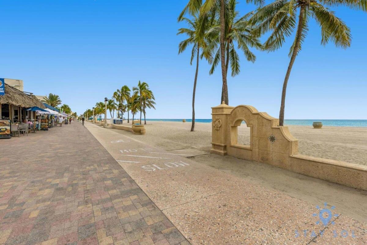 Hollywood Beach Broad-Walk - Pool - Gym & Hot Tub Екстериор снимка